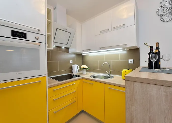 Sweet Corner 扎达尔